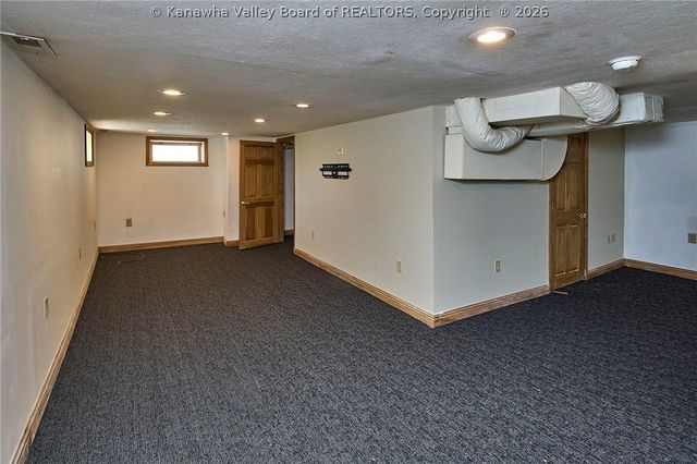 140 Swarthmore Avenue, Charleston, WV 25302