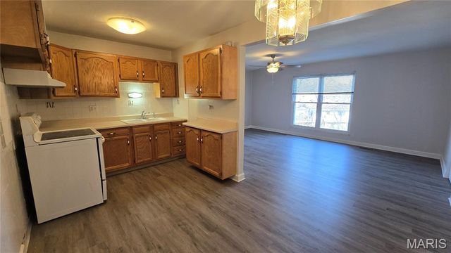 10407 Briarbend Drive 3, Unincorporated, MO 63146