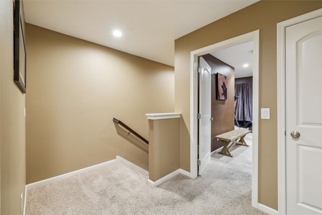 9165 Greenspire Drive 114, West Des Moines, IA 50266