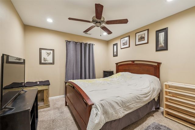 9165 Greenspire Drive 114, West Des Moines, IA 50266