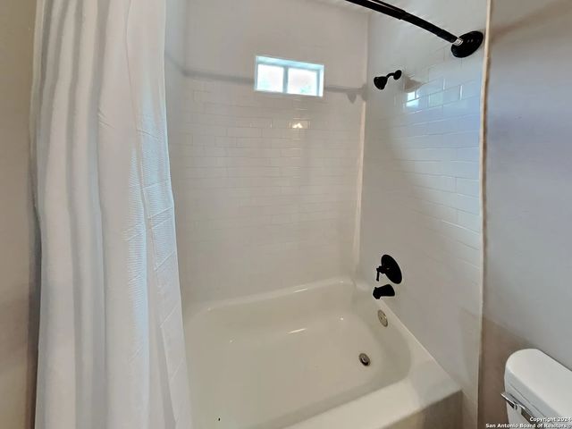 138 HESS ST, San Antonio, TX 78212