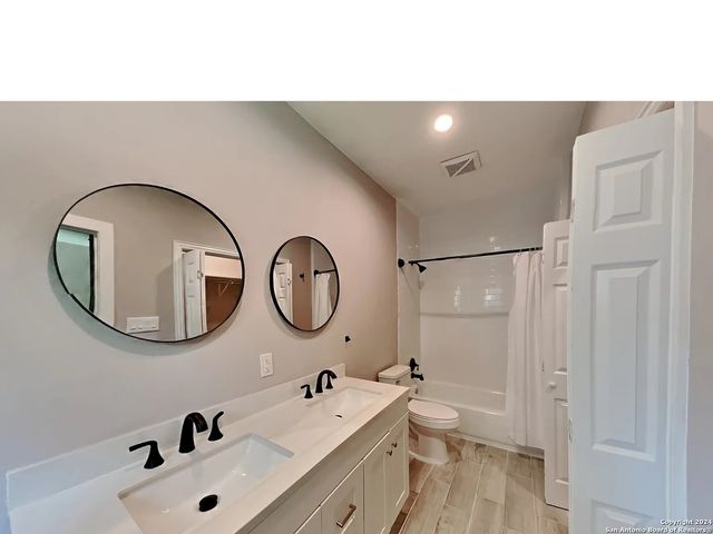 138 HESS ST, San Antonio, TX 78212