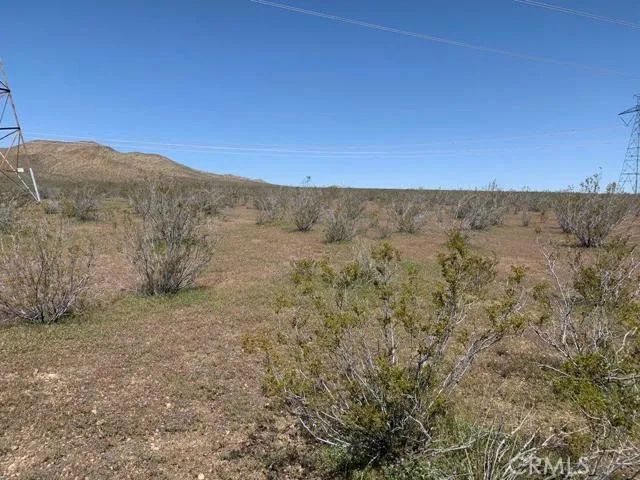 0 West of Freeway, Apple Valley, CA 92307