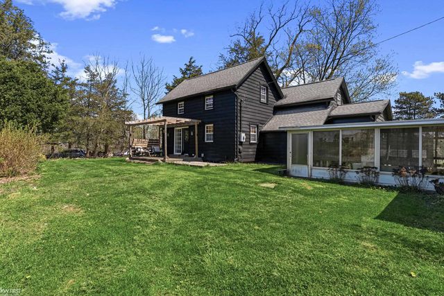 10238 Foley Road, Fenton, MI 48430