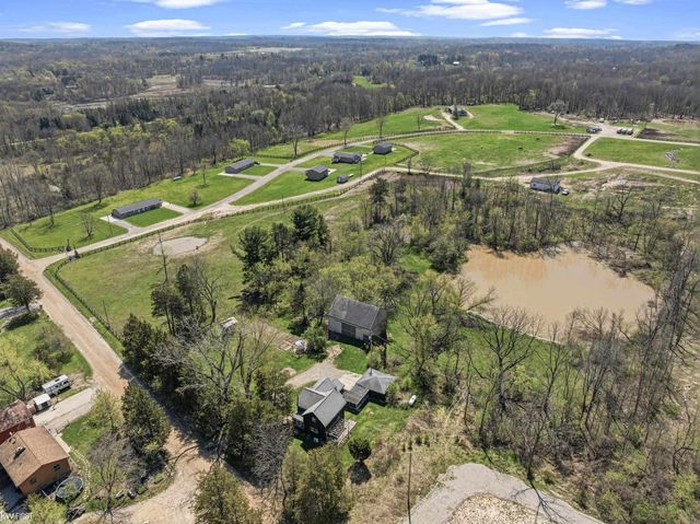 10238 Foley Road, Fenton, MI 48430