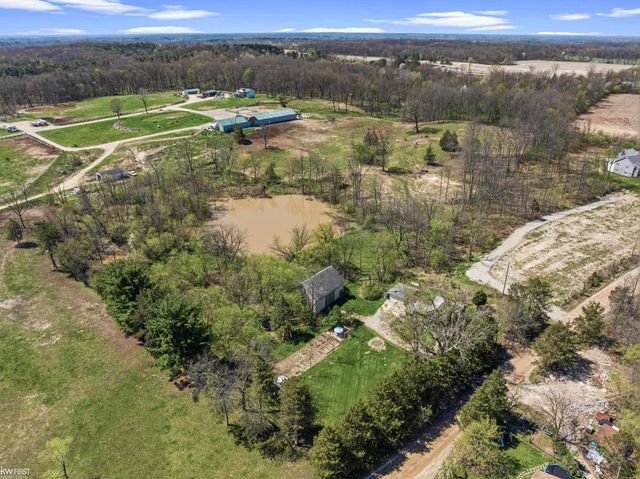 10238 Foley Road, Fenton, MI 48430