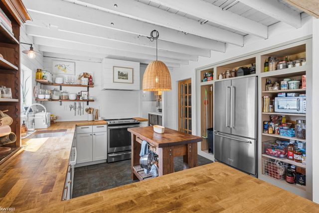 10238 Foley Road, Fenton, MI 48430