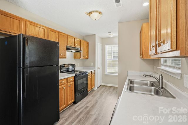 2928 Westwinds Court, Charlotte, NC 28214