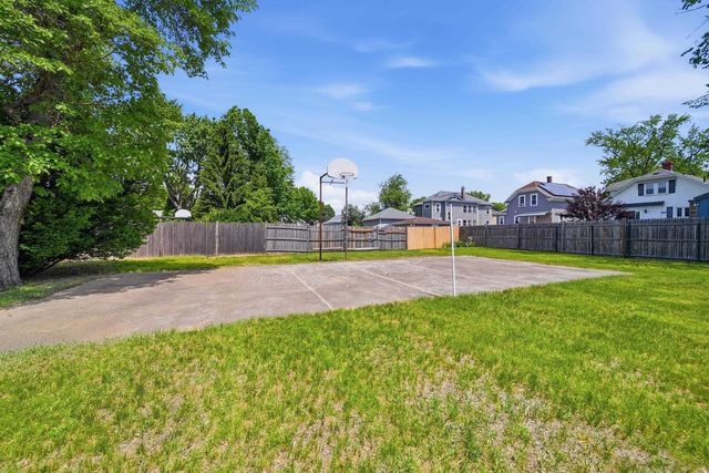 434 Cilley Road, Manchester, NH 03103