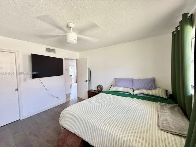 1722 Mayo Street 105, Hollywood, FL 33020