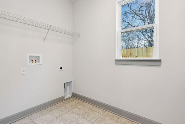 910 Ellsworth Avenue, Columbus, OH 43206