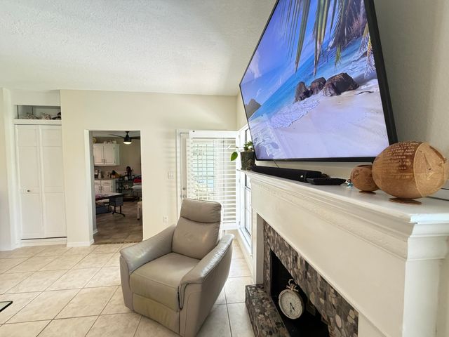 805 Overbrook Drive, Fort Walton Beach, FL 32547