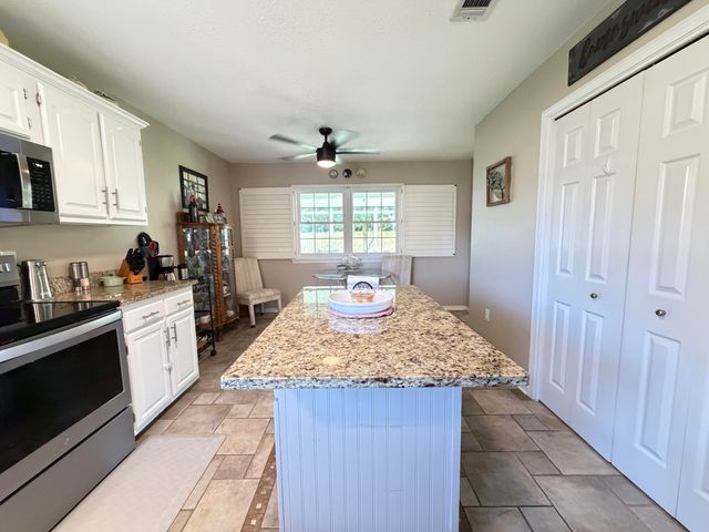 805 Overbrook Drive, Fort Walton Beach, FL 32547