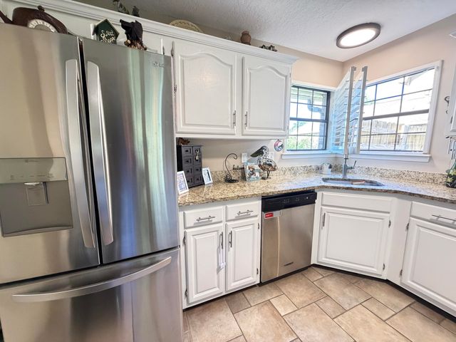805 Overbrook Drive, Fort Walton Beach, FL 32547