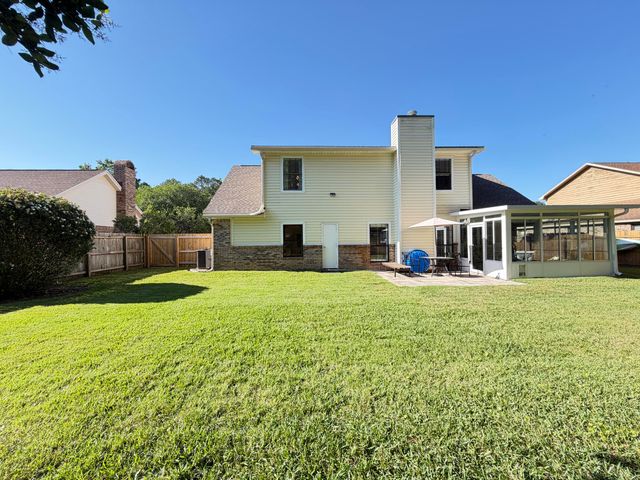 805 Overbrook Drive, Fort Walton Beach, FL 32547