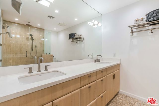 2405 34th Street 27, Santa Monica, CA 90405