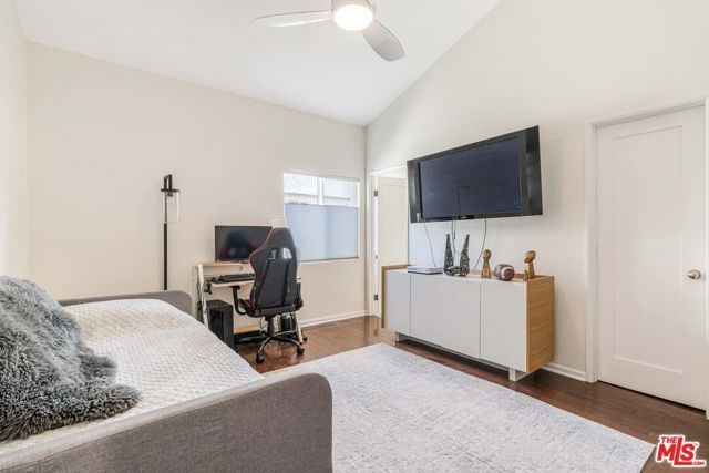 2405 34th Street 27, Santa Monica, CA 90405