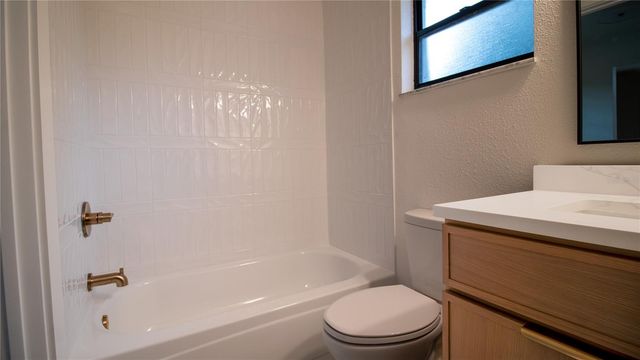 36351 LAKE PASADENA ROAD, Dade City, FL 33525