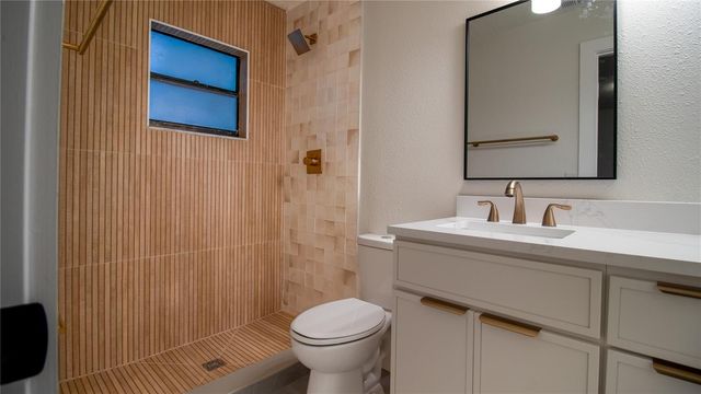 36351 LAKE PASADENA ROAD, Dade City, FL 33525