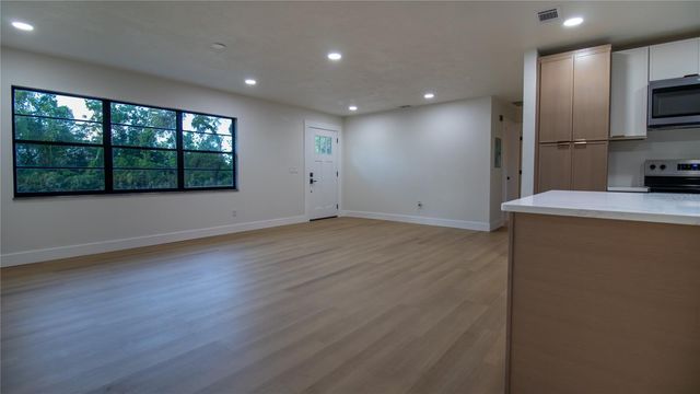 36351 LAKE PASADENA ROAD, Dade City, FL 33525