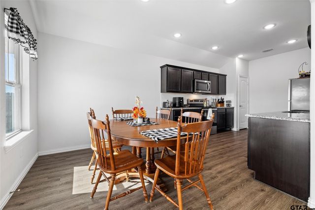 503 Cottage Row, Mabank, TX 75147