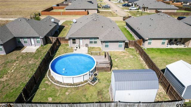 503 Cottage Row, Mabank, TX 75147