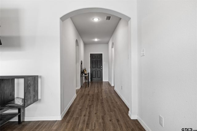 503 Cottage Row, Mabank, TX 75147