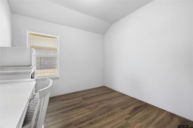 503 Cottage Row, Mabank, TX 75147