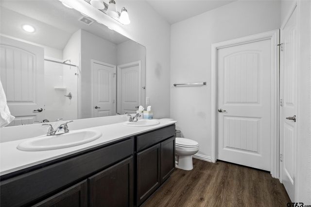 503 Cottage Row, Mabank, TX 75147