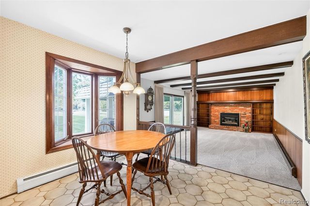 8236 Burning Bush Road, Grosse Ile, MI 48138