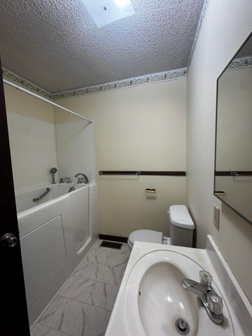 2595 Highway F, Mansfield, MO 65704