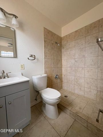 4900 DEBEERS Drive, El Paso, TX 79924