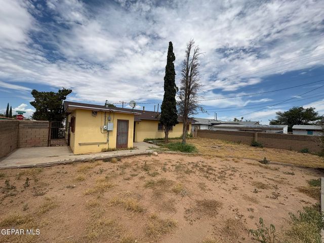 4900 DEBEERS Drive, El Paso, TX 79924