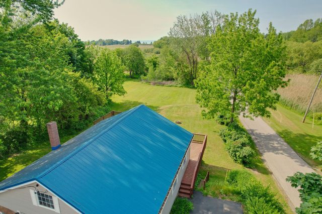 8608 W LAKE Road, Lake City Boro, PA 16423