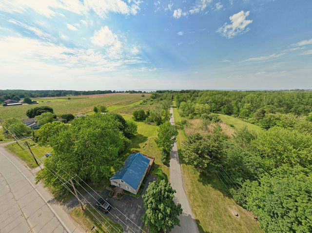 8608 W LAKE Road, Lake City Boro, PA 16423