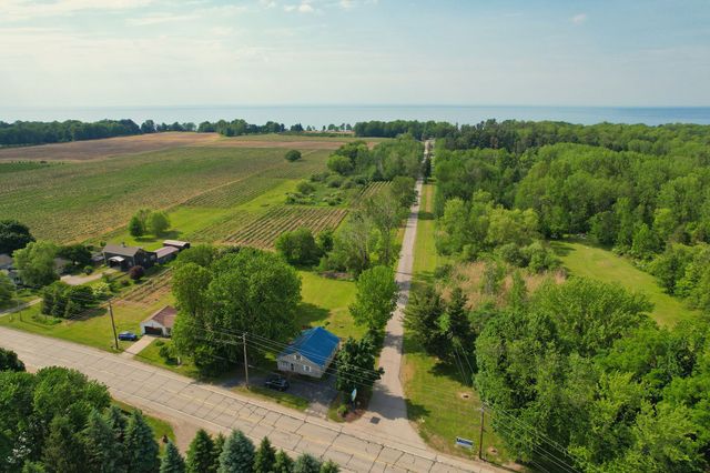 8608 W LAKE Road, Lake City Boro, PA 16423