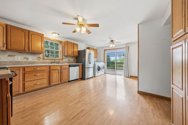 8608 W LAKE Road, Lake City Boro, PA 16423