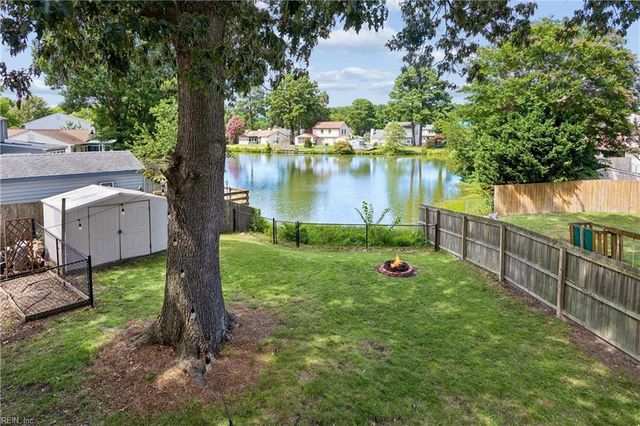 160 Fairmont DR, Hampton, VA 23666