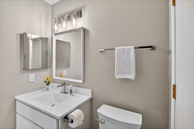 2989 Holborn Circle, Madison, WI 53718