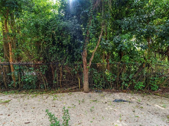 1240 SE 31st Ct 106-32, Homestead, FL 33035