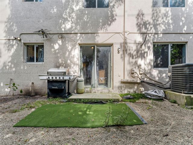 1240 SE 31st Ct 106-32, Homestead, FL 33035