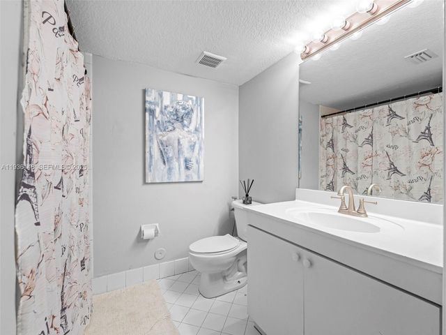 1240 SE 31st Ct 106-32, Homestead, FL 33035