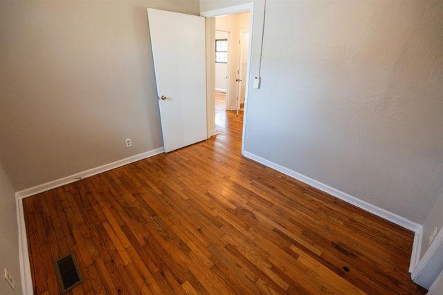 2025 Wahalaw Nene, Tallahassee, FL 32301