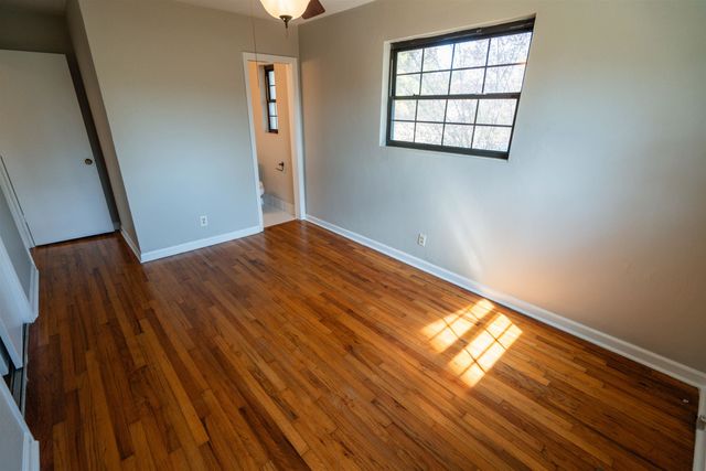 2025 Wahalaw Nene, Tallahassee, FL 32301