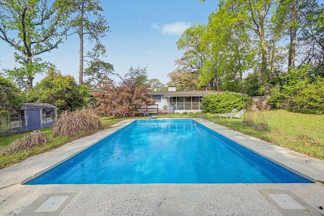 2025 Wahalaw Nene, Tallahassee, FL 32301