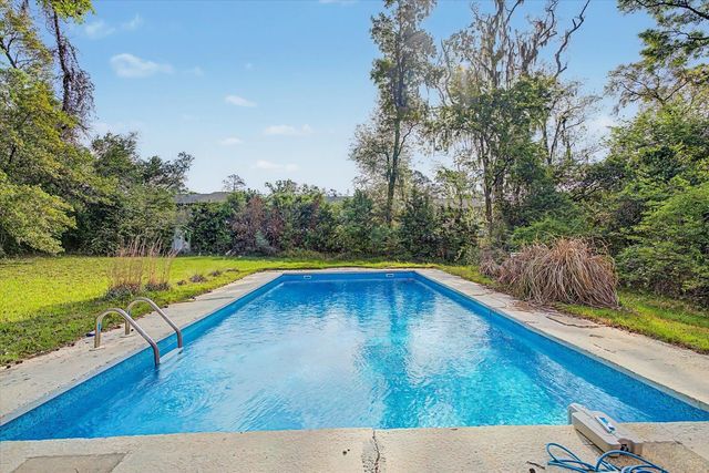 2025 Wahalaw Nene, Tallahassee, FL 32301