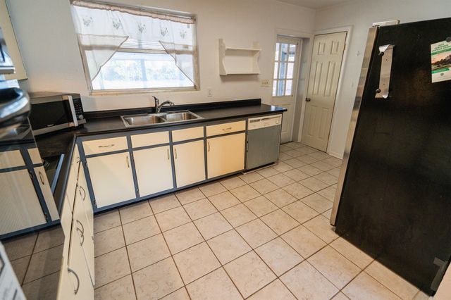 2025 Wahalaw Nene, Tallahassee, FL 32301