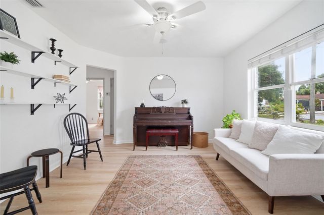 3521 W MCELROY AVENUE, Tampa, FL 33611