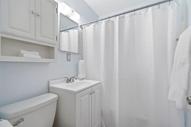 3521 W MCELROY AVENUE, Tampa, FL 33611
