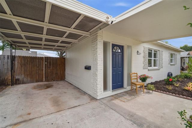 3521 W MCELROY AVENUE, Tampa, FL 33611